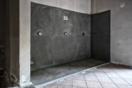 Docce nelle terme abbandonate