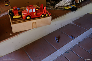 Camion dei pompieri abbandonato