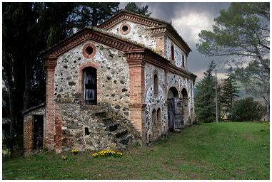Foto della chiesa di Buriano in Toscana