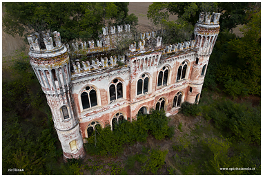 Limonaia di Cascina Alluvioni vista dal drone