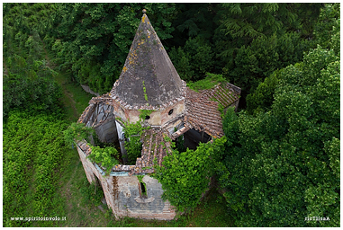 Fotografia con drone di Chiesa Ottagonale