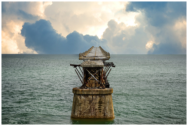 I resti del Bahia Honda Bridge in Florida, USA