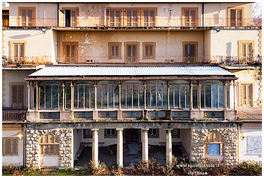 Fotografia con drone di Villa Rodocanacchi a Livorno, ex sede USL