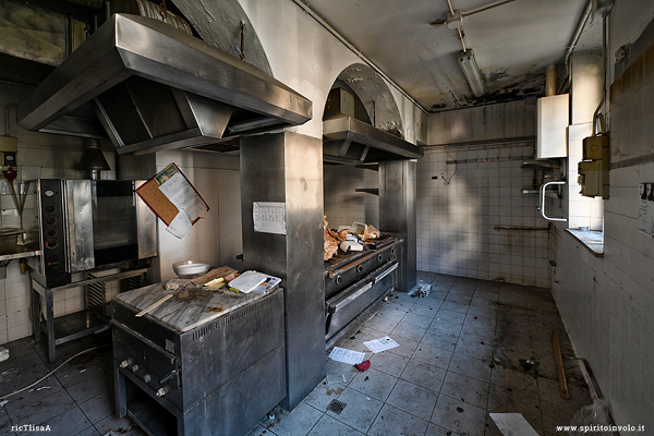 La cucina del convento albergo