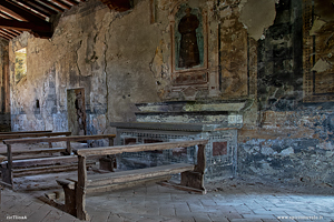 Foto della badia abbandonata di Bovino