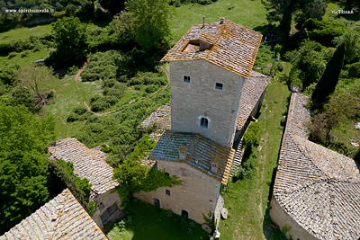 Il borgo della capra visto dal drone