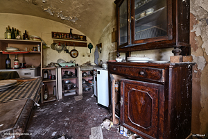 La credenza nella cucina della casa del pittore