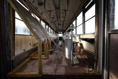 Posto bigliettaio di un tram abbandonato