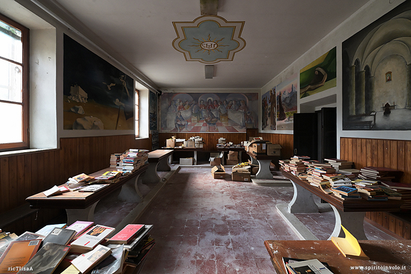 Sala letture nel convento di Istituto per l'agraria e lo sviluppo