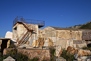 Foto di una Segheria marmo abbandonata In Sicilia
