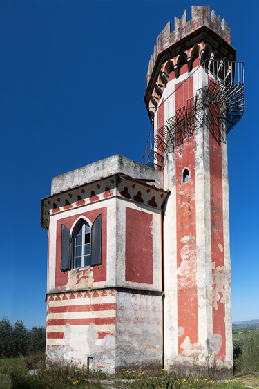 Torre del genovese vista dal basso