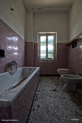 Bagno di villa dei rombi