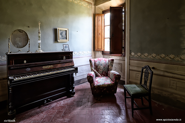 Pianoforte nella villa del farmacista