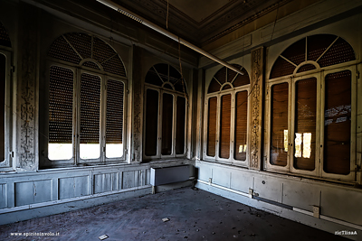 Vetrate di villa Fiori