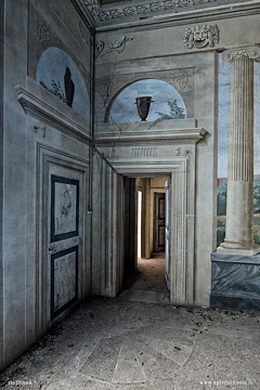 Salone affrescato della Villa La Bastia