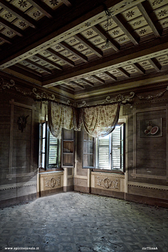 Camera da letto della Villa La Bastia
