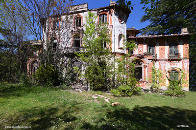 La facciata di Villa Minetta